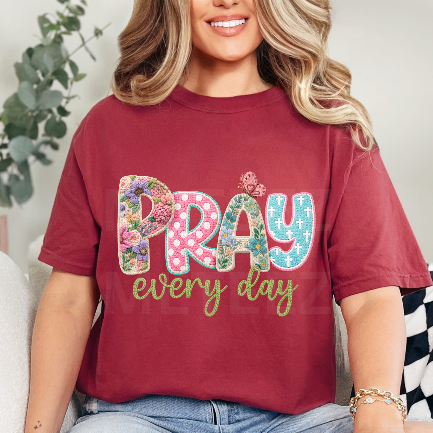 Pray Everyday (1) DTF Direct to Film